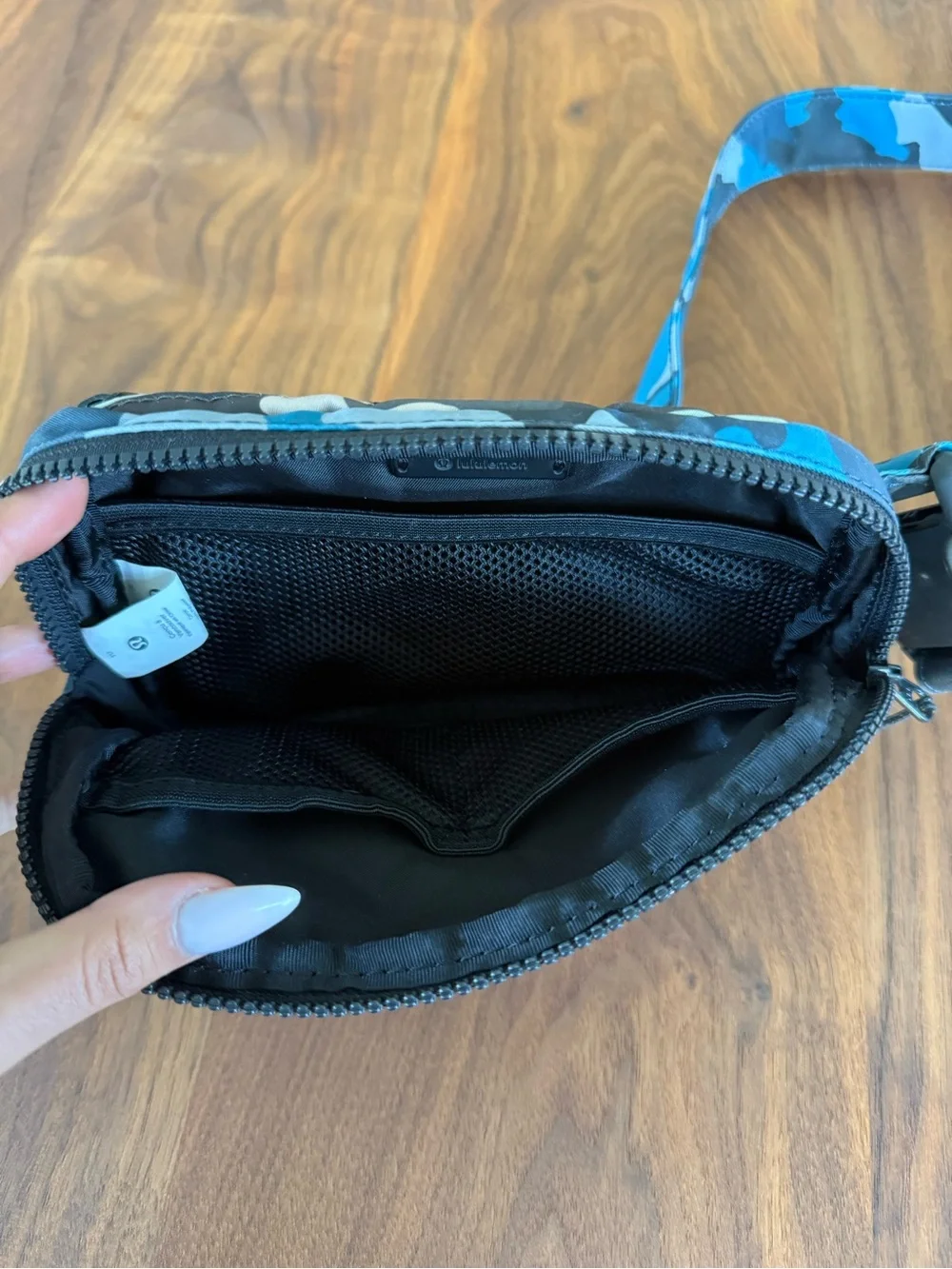 Lululemon Everywhere Belt Bag 1L Blue Camo Crossbody Fanny Pack
